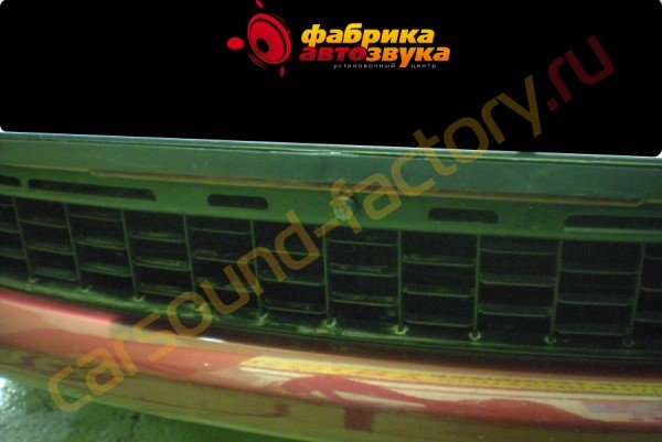 камера переднего обзора Prology Toyota Voxy