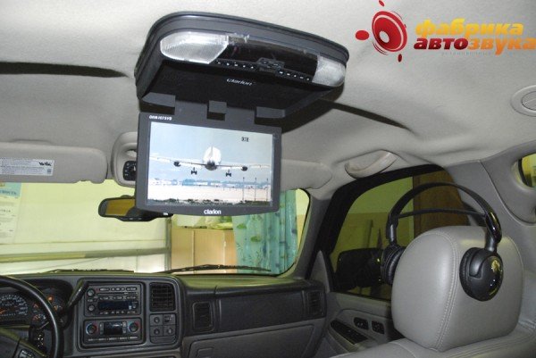 Потолочный монитор Clarion OHM 1075VD Clarion OHM 1075VD Chevrolet Tahoe