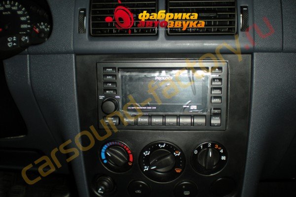 установка автомагнитолы Prology CMD-220 Prology CMD-220 Ford Tourneo