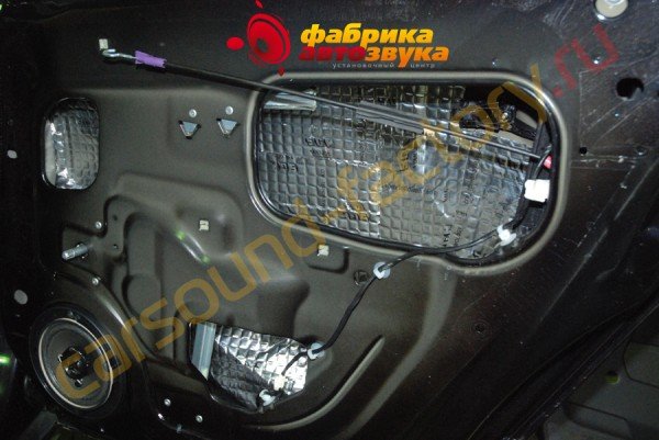 шумка задней двери SGM Opel Astra