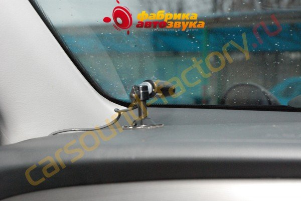 камера переднего вида для авто - Mitsubishi Outlander