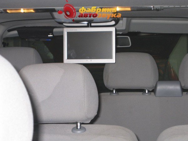 Потолочный монитор NRG DCTV-102DVD Volkswagen Transporter