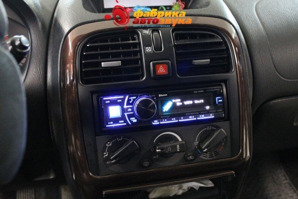 установка магнитолы Alpine Alpine Mitsubishi Carisma