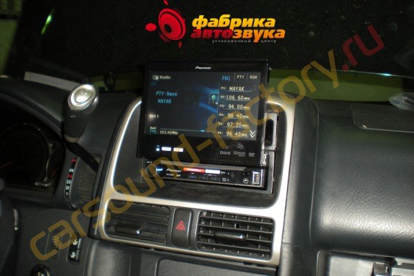 Установка автомагнитолы Pioneer AVH-P6300BT Pioneer AVH-P6300BT Honda CR-V