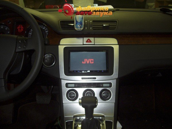 Головное устройство JVC JVC KW-AVX900EE Ford Focus sedan3