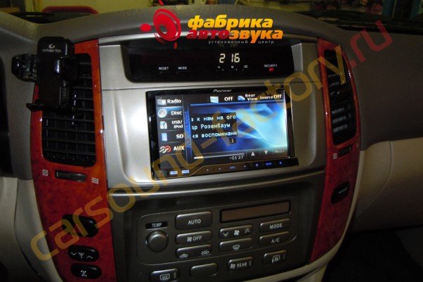 Установка автомагнитолы Pioneer 2Din Pioneer AVH-P4200DVD Toyota Land Cruiser 100 (80, 105)