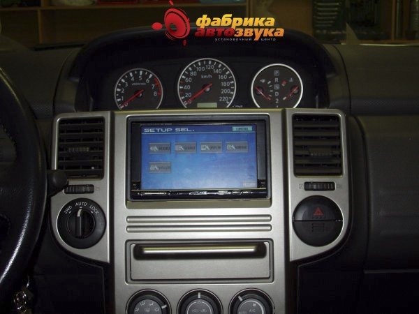 Установка магнитолы Alpine Alpine IVA-W202R Nissan X-Trail