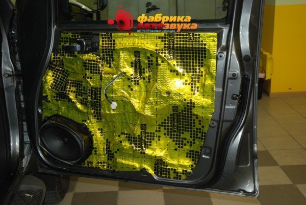 шумоизоляция дверей comfort gold в 2 слоя Comfort Nissan Pathfinder