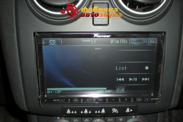 Установка магнитолы 2din Pioneer Pioneer AVH-P4100DVD Nissan Qashqai
