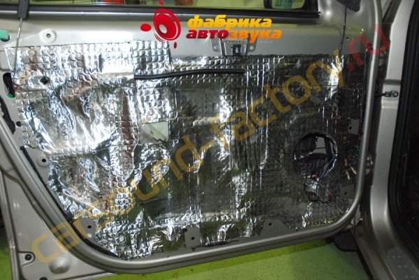 Виброизоляция дверей SGM Renault Sandero