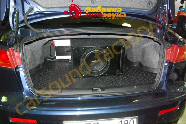 установка сабика Rockford Fosgate R1 Rockford Fosgate R1 Mitsubishi Lancer X