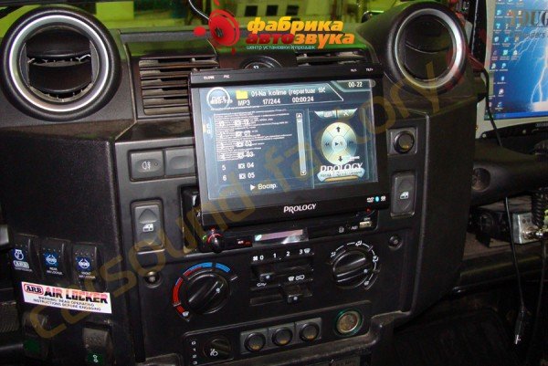 автомагнитола Prology с выездным экраном Prology Land Rover Defender