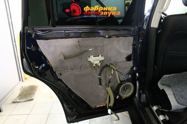 шумоизоляция двери в 3 слоя Comfort Infiniti QX 80