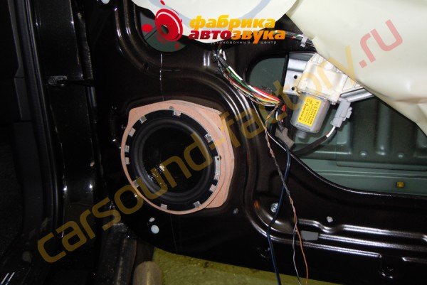 установка акустики DLS R6A SsangYong Kyron