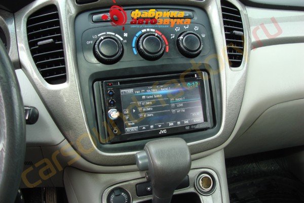 установка автомагнитолы JVC KW-AV50 JVC KW-AV50 Toyota Highlander