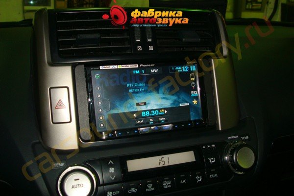 установка магнитолы Pioneer AVH-X8500BT Pioneer AVH-X8500BT Toyota Land Cruiser Prado 150