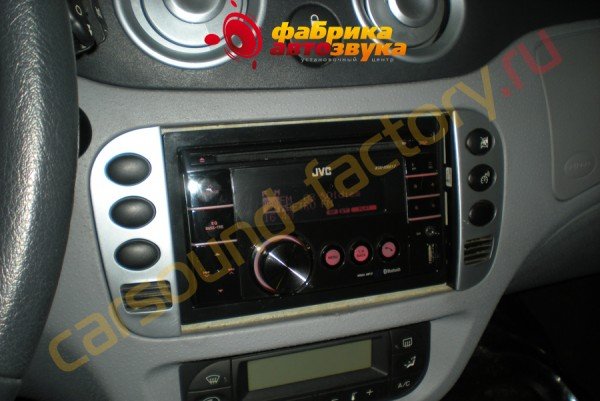Установка автомагнитолы JVC KW-XR817 JVC KW-XR817 Citroen C3 Pluriel