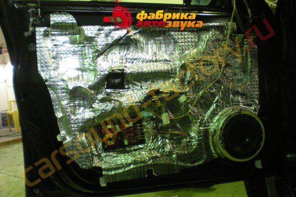 установка акустики в автомобиль DLS R6A SsangYong Rexton