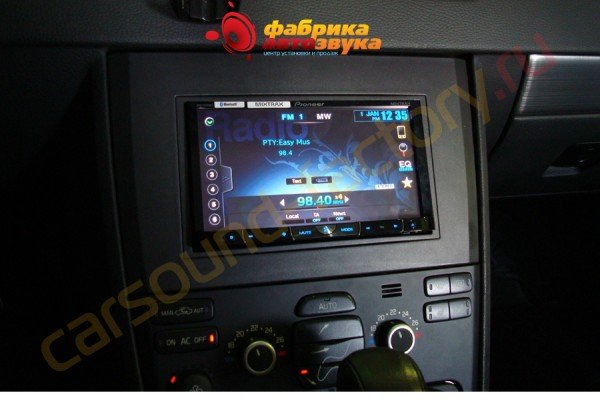 установка автомагнитолы Pioneer AVH-P8400BT Pioneer AVH-P8400BT Volvo XC 90