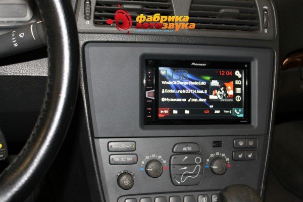 установка и подключение автомагнитолы Pioneer Volvo V70