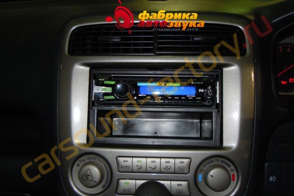 Установка автомагнитолы 1din Sony CDX-GT447UE Honda Stream