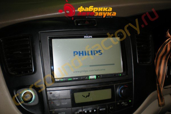 автомагнитола Philips Philips Mazda MPV