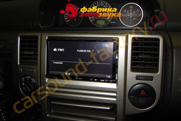 Головное устройство SONY XAV-E70BT SONY XAV-E70BT Nissan X-Trail