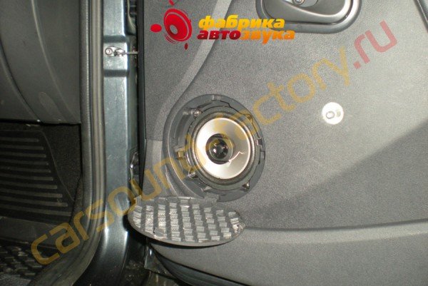 установка коаксиальной акустики Pioneer Pioneer Renault Logan