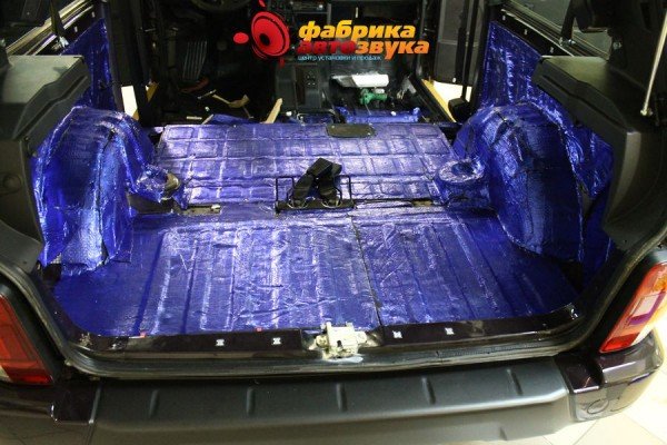 качественная шумоизоляция багажника индиго Lada Niva