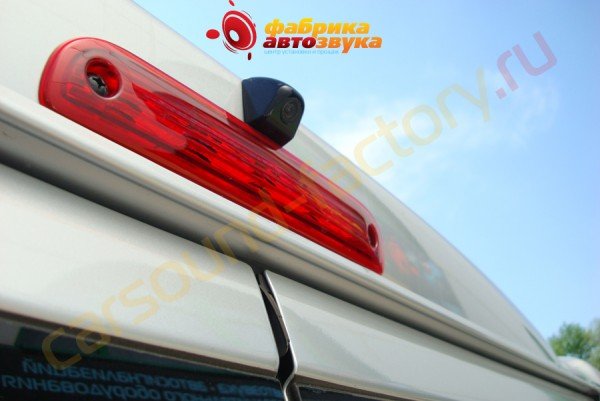 камера заднего хода AVIS Peugeot Boxer