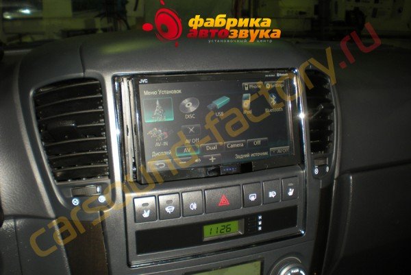 установка автомагнитолы JVC KW-AVX840 JVC KW-AVX840 Kia Sorento