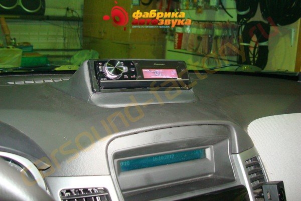 изготовление подиума под автомагнитолу 1din Pioneer DEH-80PRS Chevrolet Cruze