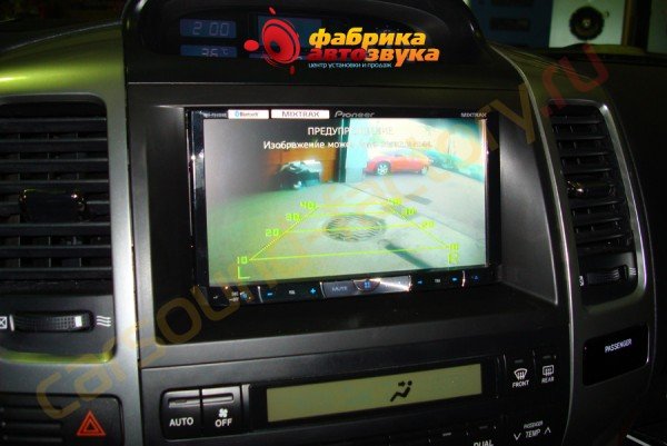 установка автомагнитолы Pioneer AVH-P8400BT Pioneer AVH-P8400BT Toyota Land Cruiser Prado 120