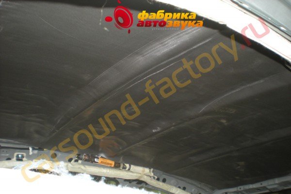 шумоизоляция потолка в 2 слоя SGM + сплен Toyota Avensis