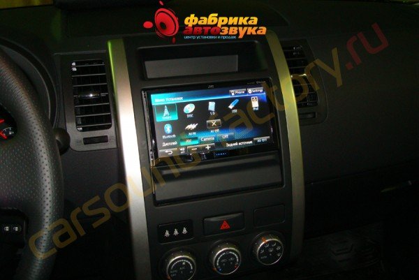установка автомагнитолы JVC KW-AV70BT JVC KW-AV70BT Nissan X-Trail