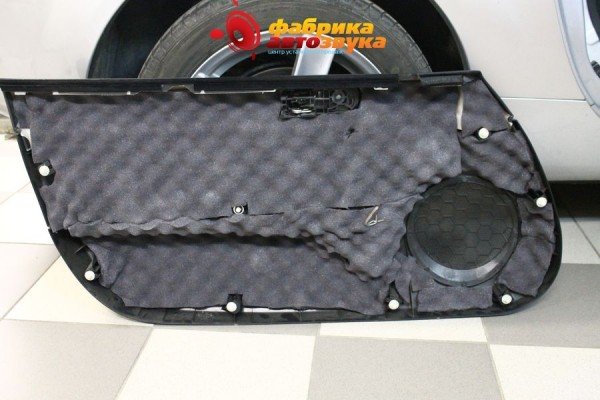 шумоизоляция обшивки двери Comfort Mazda MX-5