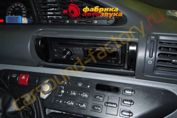 Установка головного устройства 1din Pioneer DEH-1220MP Citroen Evasion