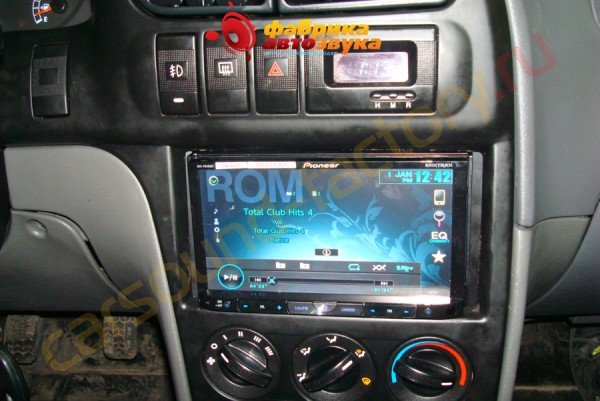 установка автомагнитолы Pioneer AVH-P8400BT Pioneer AVH-P8400BT Kia Spectra