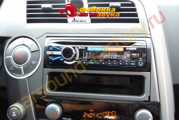 Установка головного устройства SONY MEX-BT3807U SsangYong Kyron