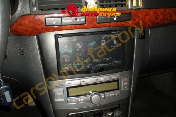 автомагнитола JVC KW-AVX840 JVC KW-AVX840 Toyota Avensis