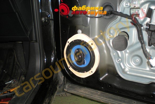 установка акустики Kicx TL 165S Kicx TL 165S Nissan Qashqai
