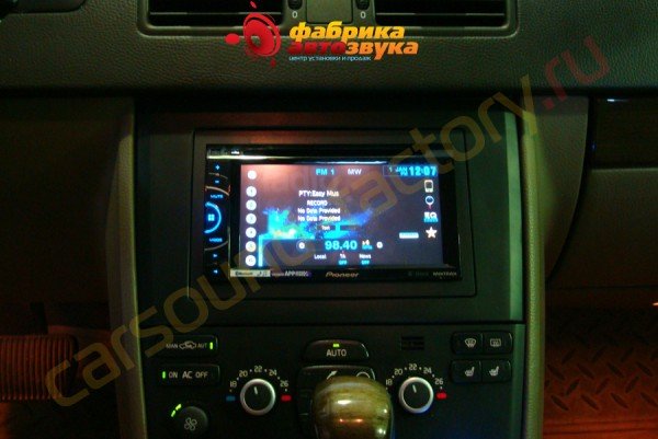 установка автомагнитолы Pioneer AVH-X1500DVD Pioneer AVH-X1500DVD Volvo XC 90