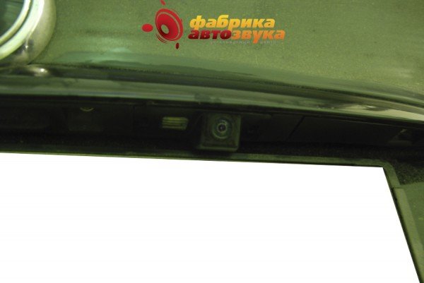 Установка камеры заднего вида - BMW X5