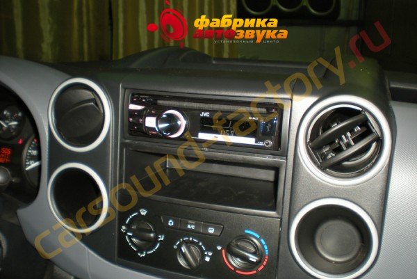 автомагнитола JVC KD-R427 JVC KD-R427 Citroen Berlingo