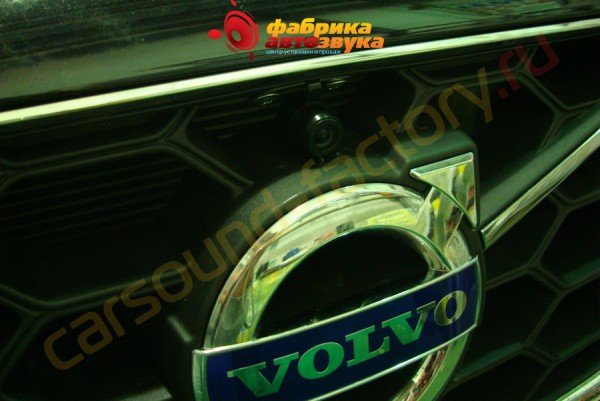 камера переднего обзора AVIS Volvo XC 70