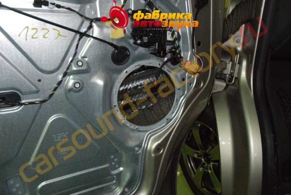 Шумоизоляция дверей SGM Volkswagen Multivan