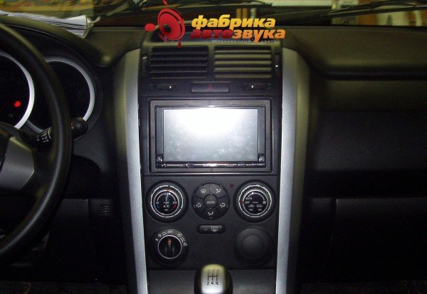 Установка магнитолы Alpine Alpine IVA-W202R Suzuki Grand Vitara