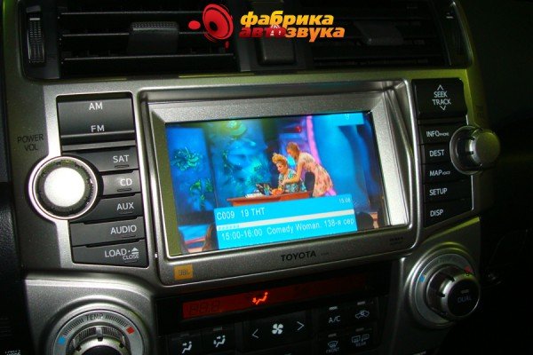 цифровой тв тюнер dvb-t2 AVIS Toyota 4Runner