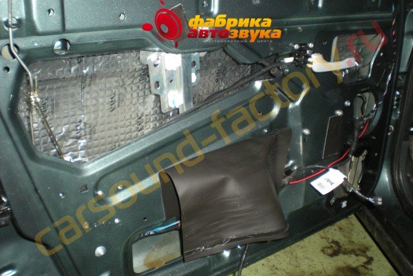 шумоизоляция двери SGM Lada Priora