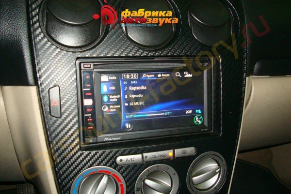 Установка двухдинового аппарата с навигацией AVIC-F950BT Pioneer AVIC-F950BT Mazda 6
